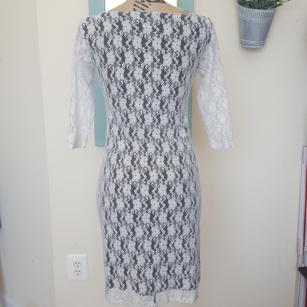 White Floral Lace Dress - Picture 3 of 4